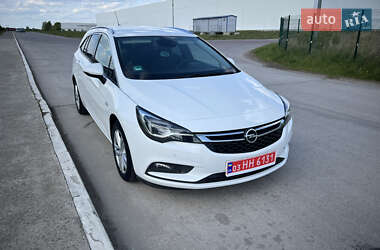Универсал Opel Astra 2019 в 