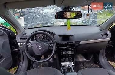 Универсал Opel Astra 2007 в Старом Самборе