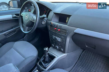 Універсал Opel Astra 2006 в 