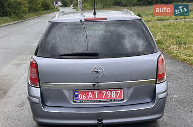Универсал Opel Astra 2009 в 