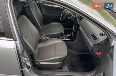 Универсал Opel Astra 2009 в 