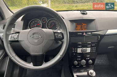Универсал Opel Astra 2009 в 