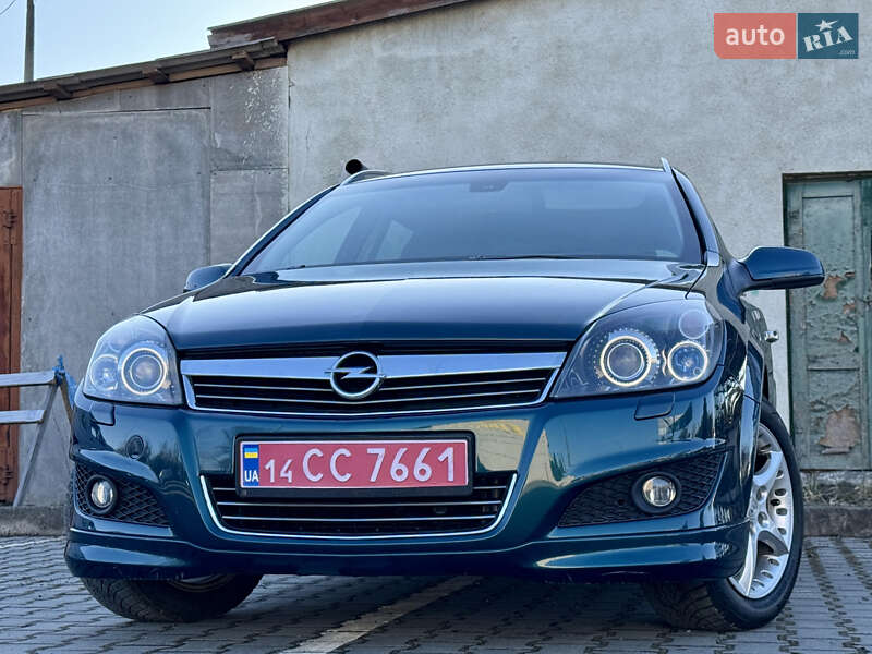 Універсал Opel Astra 2008 в Дрогобичі