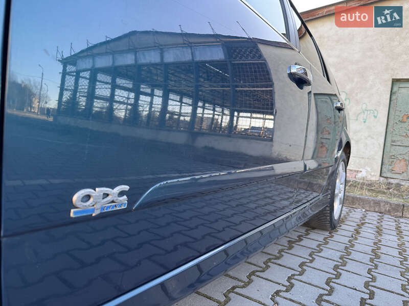 Універсал Opel Astra 2008 в Дрогобичі