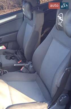 Универсал Opel Astra 2007 в 