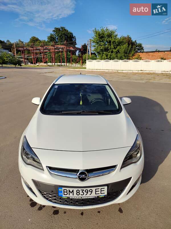 Opel Astra 2014