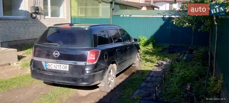 Универсал Opel Astra 2007 в Сколе