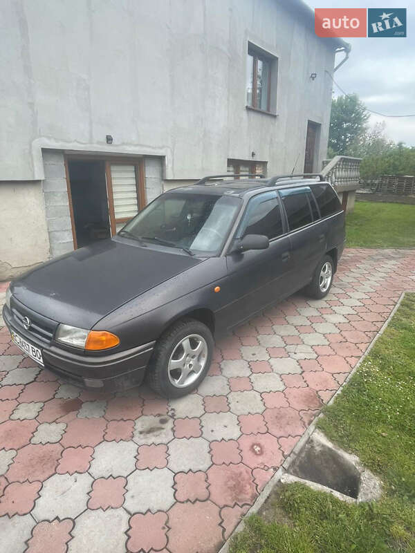 Opel Astra 1996
