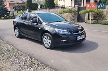 Седан Opel Astra 2019 в Броварах