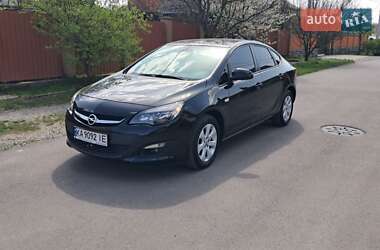 Седан Opel Astra 2019 в 