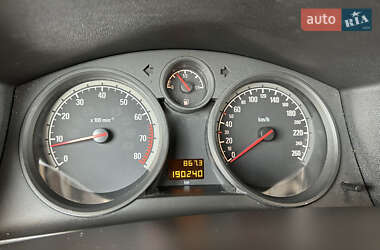 Хэтчбек Opel Astra 2009 в 