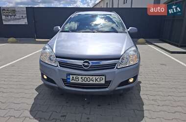 Універсал Opel Astra 2009 в Вінниці