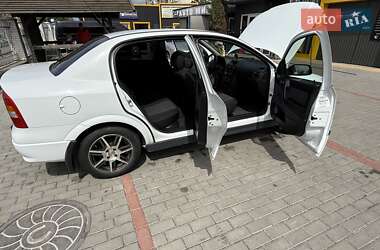Седан Opel Astra 2007 в 