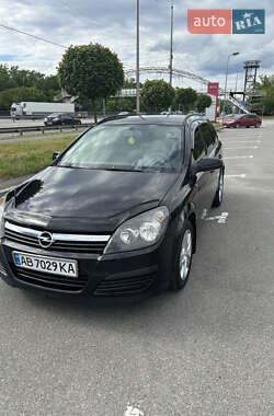 Універсал Opel Astra 2005 в Софіївській Борщагівці