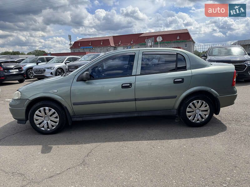 Седан Opel Astra 2007 в Киеве