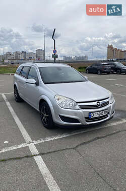 Универсал Opel Astra 2009 в Киеве