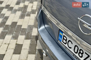 Универсал Opel Astra 2005 в 