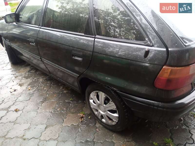 Хэтчбек Opel Astra 1992 в Львове