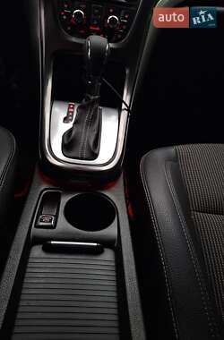 Хэтчбек Opel Astra 2011 в 