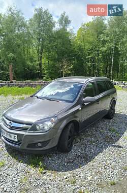 Универсал Opel Astra 2010 в 