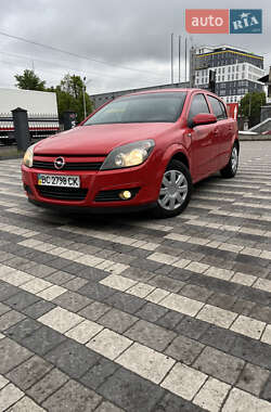 Хэтчбек Opel Astra 2005 в Львове