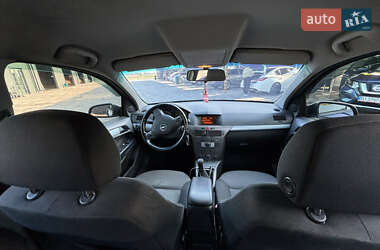 Універсал Opel Astra 2006 в 