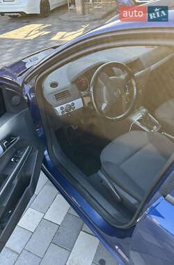 Універсал Opel Astra 2006 в 