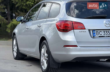 Універсал Opel Astra 2015 в 