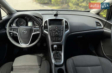 Універсал Opel Astra 2015 в 
