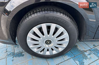 Хэтчбек Opel Astra 2007 в 