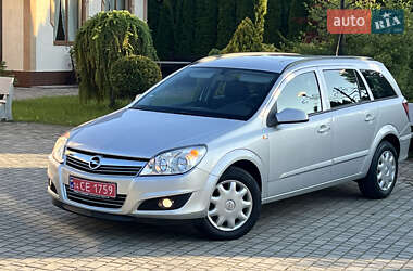 Универсал Opel Astra 2008 в 