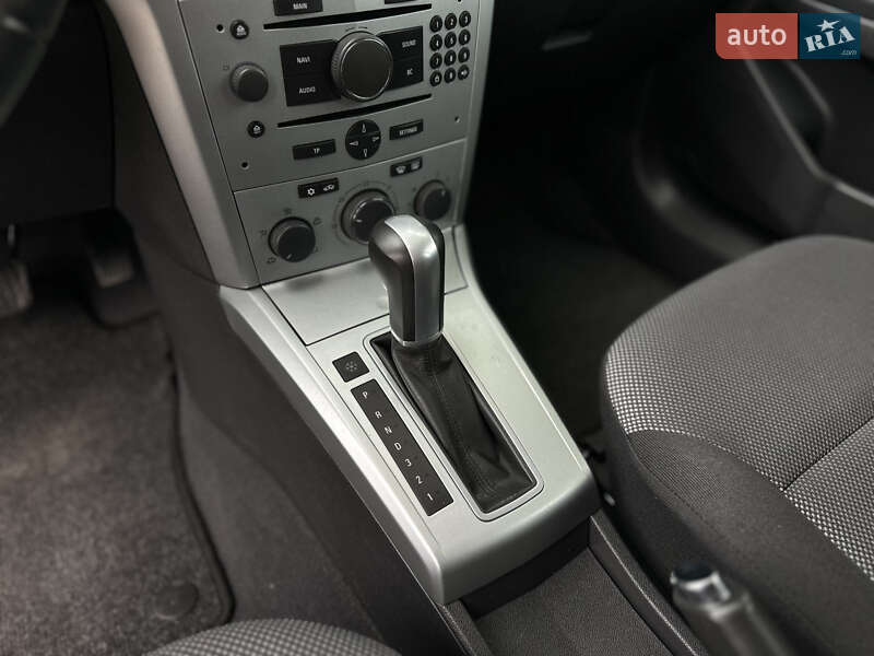 Універсал Opel Astra 2009 в Вінниці