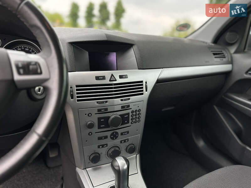 Універсал Opel Astra 2009 в Вінниці