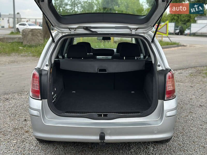 Універсал Opel Astra 2009 в Вінниці