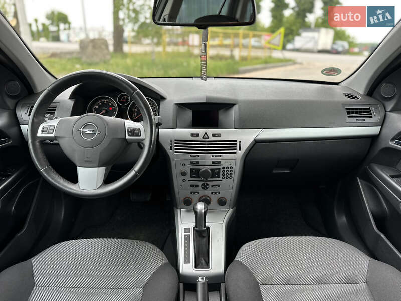 Універсал Opel Astra 2009 в Вінниці