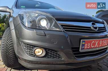 Універсал Opel Astra 2009 в 