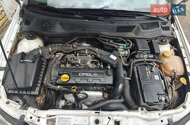 Универсал Opel Astra 2002 в 