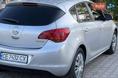 Хэтчбек Opel Astra 2010 в 