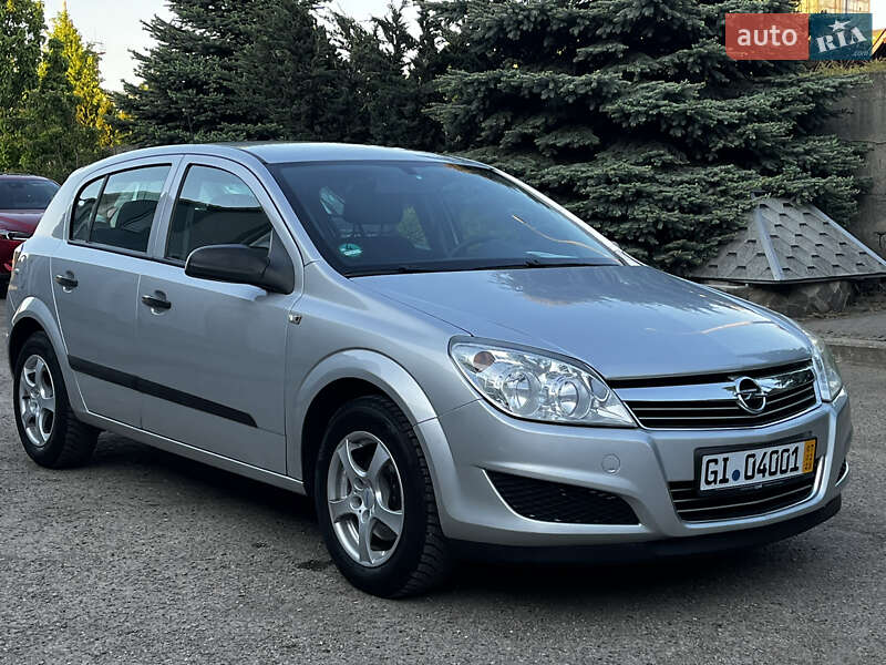 Хетчбек Opel Astra 2009 в Луцьку