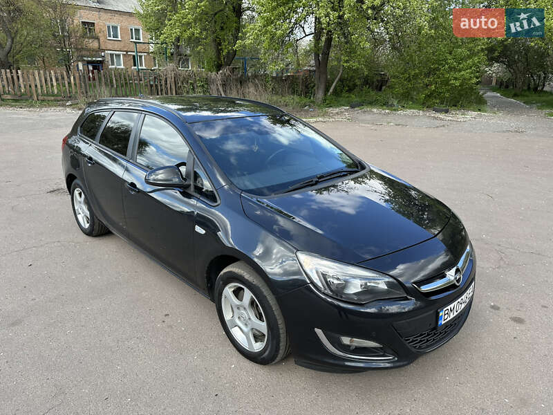 Универсал Opel Astra 2013 в Конотопе