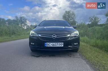 Универсал Opel Astra 2017 в 