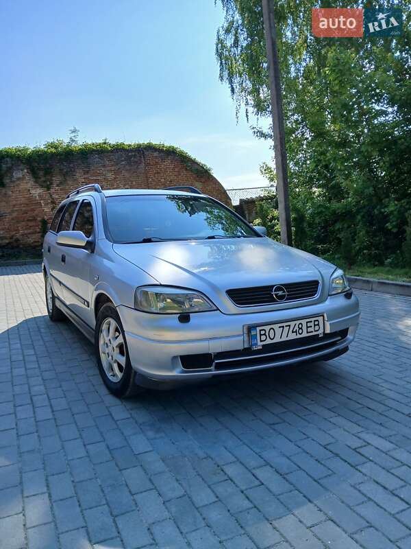Универсал Opel Astra 2002 в Тернополе