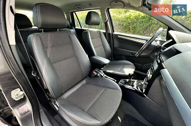 Универсал Opel Astra 2009 в 