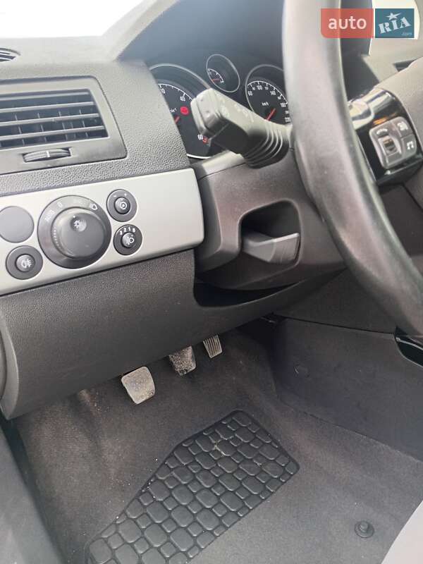 Универсал Opel Astra 2010 в Черновцах
