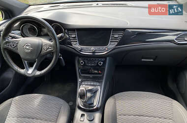 Универсал Opel Astra 2017 в 