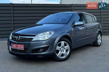 Хетчбек Opel Astra 2008 в 