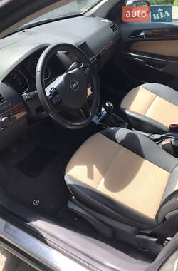 Универсал Opel Astra 2008 в 