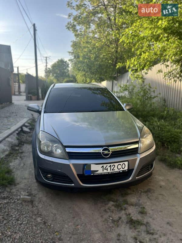 Универсал Opel Astra 2006 в 