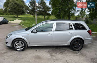 Универсал Opel Astra 2009 в 
