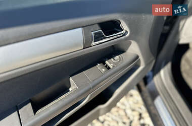 Универсал Opel Astra 2010 в 